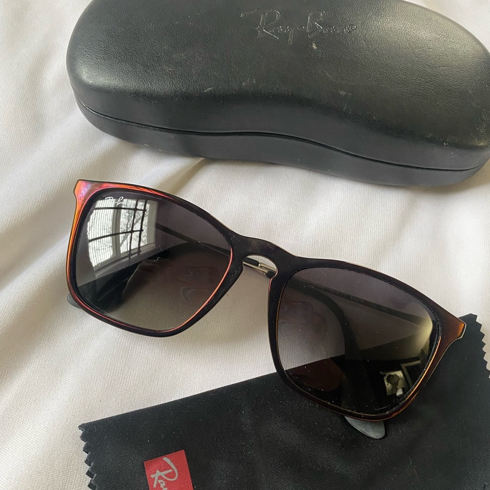 Metallic multi colored Ray Bans, perfect condition!